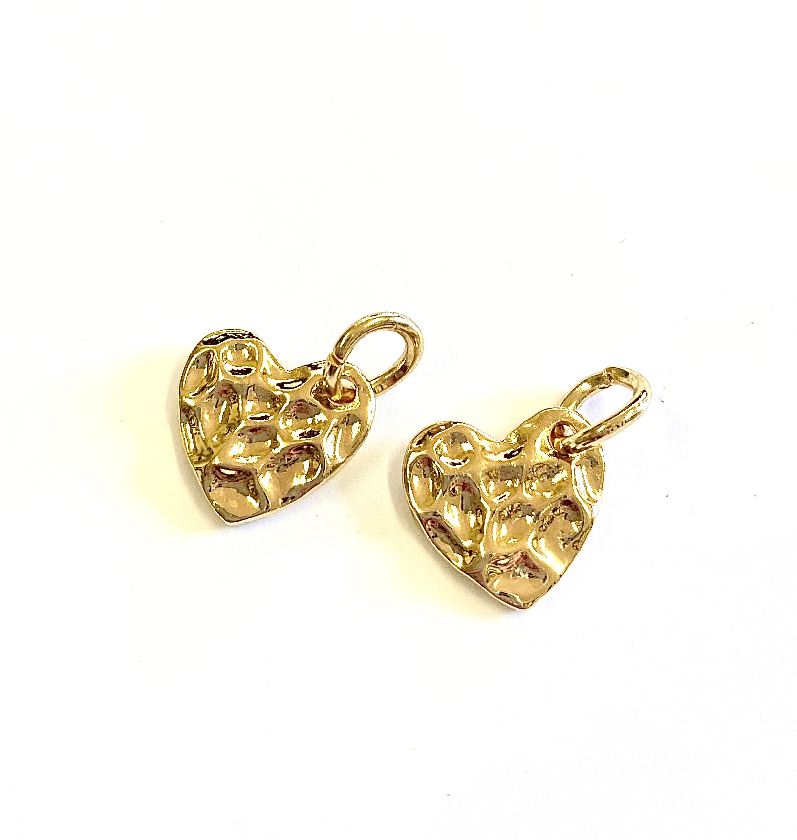 14mm Gold Plated Hammered Heart Charm Pendant - Deborah Beads